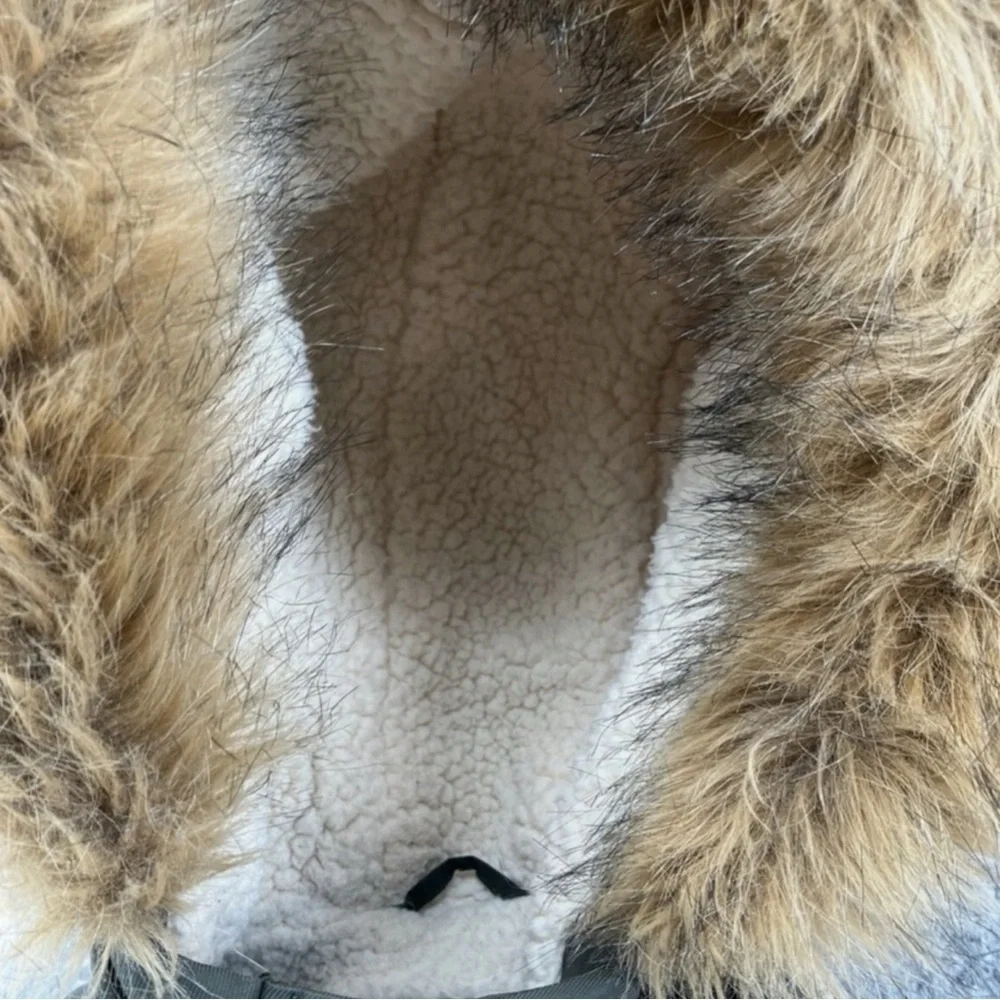 LEVI’s Hooded Parka w/ Faux Fur Trim in Olive Green Size Small — SUPER WARM!!! - Picture 11 of 15